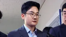 ‘피습 자작극 의혹’ 정이한 전 부산시장 후보, 영장실질심사 출석…