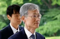 민주당, 조희대 대법원장에 최후통첩… 남은 후보 3명 중 재제청 압박