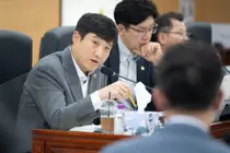 조성민 인천시의원 “친환경 현수막 전환, 사용량·예산부터 파악해야”…스마트시티는 AI 전환 주문