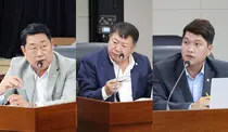 김영진·김재홍·박주광 옹진군의원, 공공목욕탕 놓고 잇단 질의…하자관리·영흥면 설치 쟁점