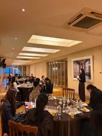 [포토] 라움 아트센터 × 필라센트, 노을과 밤 사이에서 완성한 웰니스…움직임과 향으로 잇는 관계의 문화