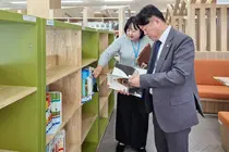 김남원 검단의장, 아라누리도서관 현장 점검…운영 활성화 논의