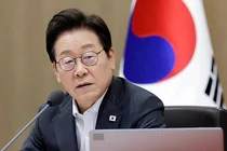 李 대통령, 연일 SNS ‘폭풍 업로드’… 시장과 직접 소통하며 “정부 이기는 시장 없다”