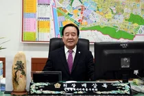 Council Member Bae Sang-rok of Michuhol District, 