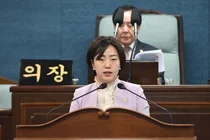 Park Soo-yeon, Michuhol District Councillor: 