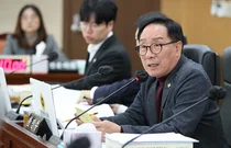 “AI 시대, 도서관은 진화 중”... 인천시의회, 8개 공공도서관 새해 청사진 점검