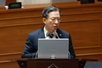 정성호 “헌정 유린 되풀이 안 돼”…내란 우두머리 혐의 19일 오후 3시 선고