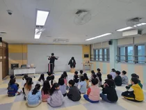 딸기 따고 마술 배우고… 동부 늘봄센터, 겨울방학 특강 성료