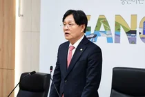 “강화만 철도 없다니… 7만 군민 무시하나” 박용철 강화군수, 인천시 계획에 ‘항의’