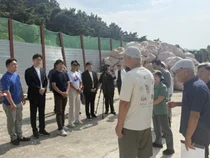 인천시의회 도시건설위, 연평·소연평도 방문… 해양쓰레기·항만시설 점검