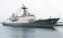 청와대, '호르무즈 파병' 진화 나섰지만… P-8A·소양함 투입 논란