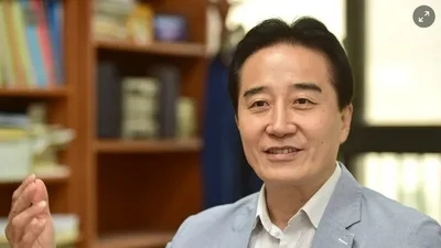 郑承妍国民力量仁川延寿甲党协委员会主席，提供花圈涉嫌违反选举法调查