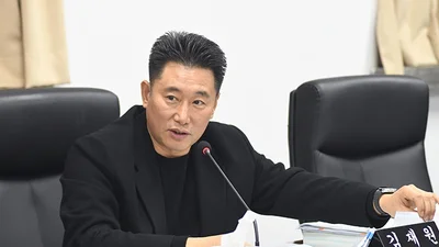 金在元美推區議員 “福利良性循環的核心是資金和人力…需要以區為中心的捐贈系統”