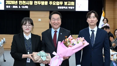 [포토] '생생톡톡! 애인소통' 유정복 인천시장, 2026 부평구 연두방문