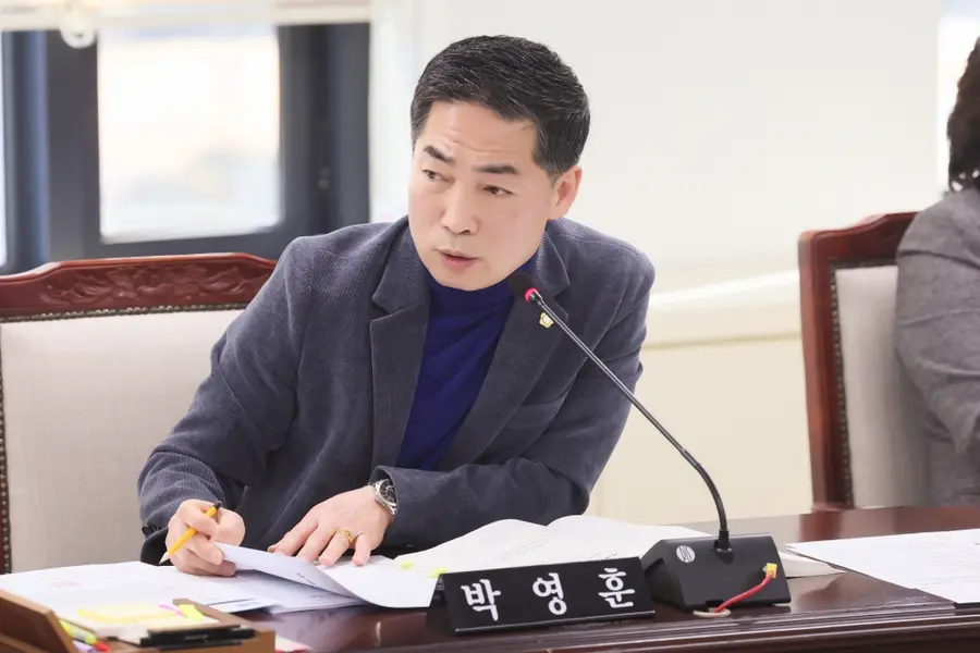 パク・ヨンフン 釜山区議(釜山区議会提供)
