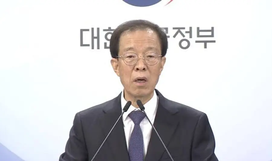 이석연 국민통합위원장