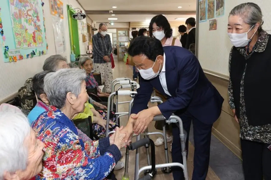 장정민 옹진군수, 관내 복지시설 방문