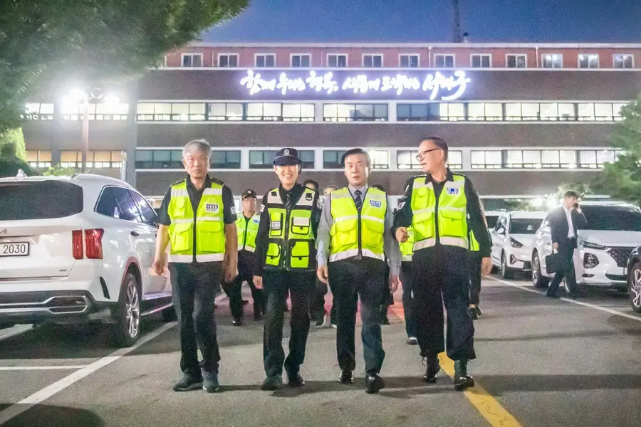 구재용 서해구청장, 자율방범연합대와 추석 대비 합동 방범순찰
