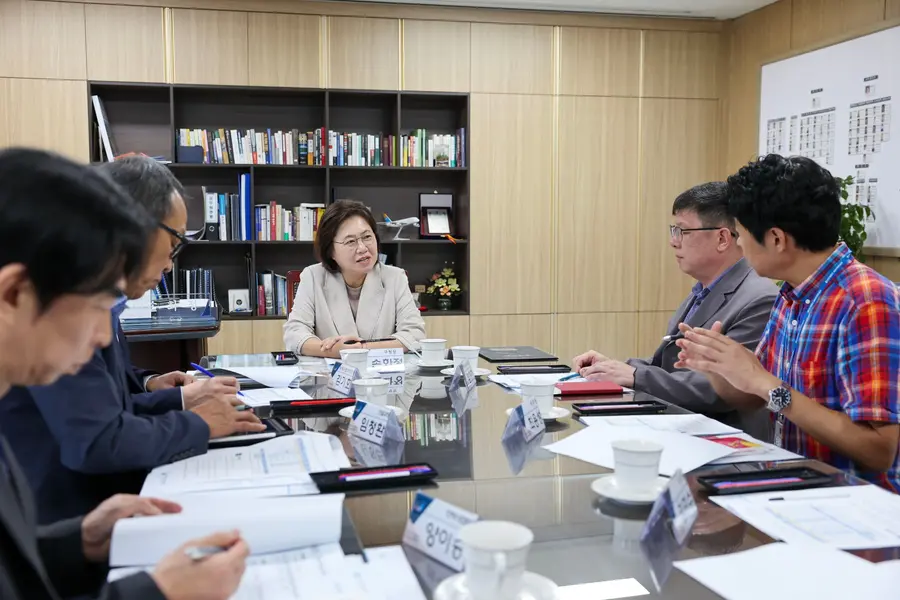 손화정 구청장, 영종옹진수도사업소장과 간담회